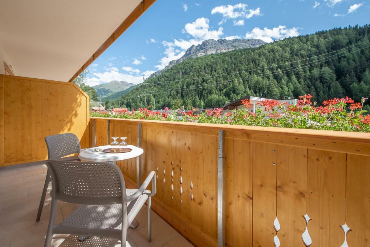 Hotel Theiner Curon Venosta Buitenkant foto