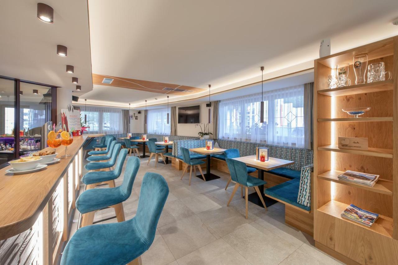 Hotel Theiner Curon Venosta Buitenkant foto